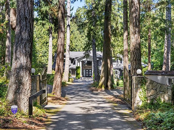 5th image of 1895 Widgeon Rd