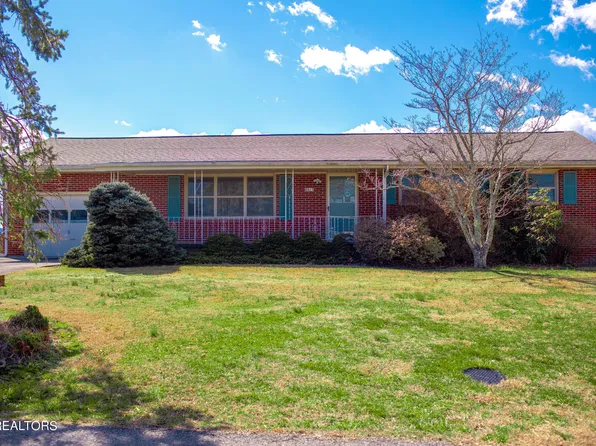 8025 Ewing Rd, Powell, TN 37849