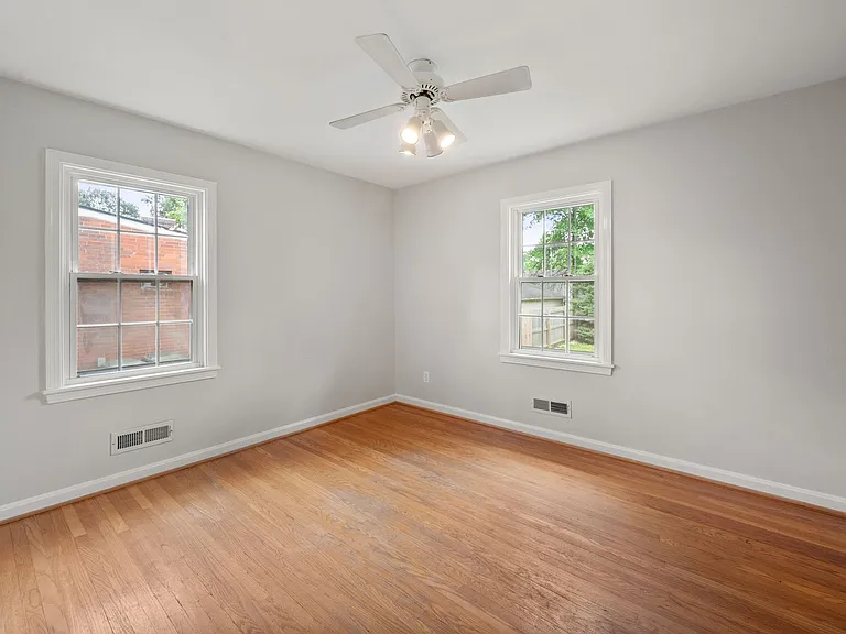 812 Beechwood Rd — Photo 23