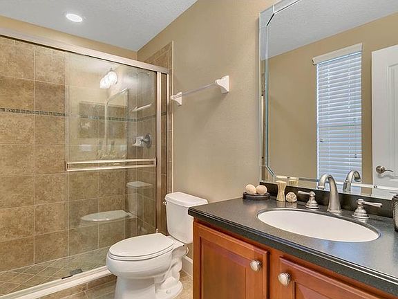 4th image of 1065 Harmony Ln