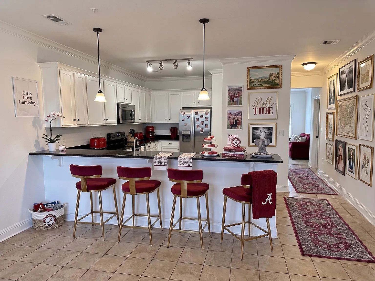 4 bed, 4.5 bath, 2000 sqft, $1,500 — Photo 2