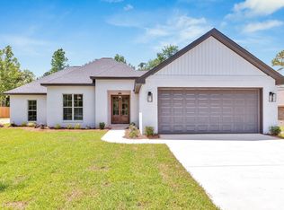 76 McCarter Cir, Purvis, MS 39475