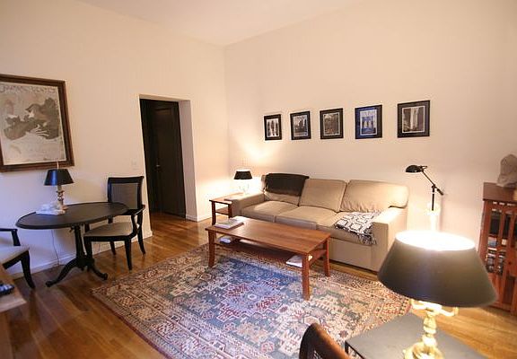 4th image of 11 E 66th St APT 3A
