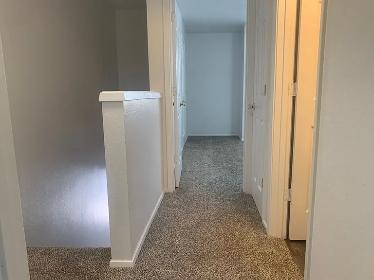 12120 Candelaria Rd NE — Photo 13