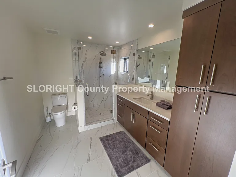 2670 Laurel Ave — Photo 25