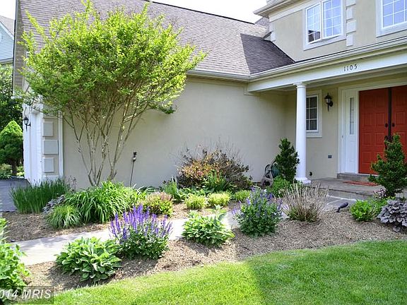 4th image of 1105 Landerset Dr
