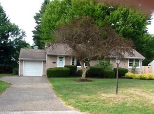 74 Clairmont Dr, Painesville, OH 44077
