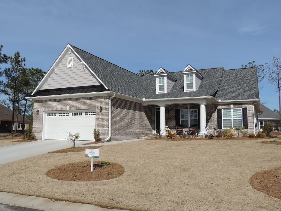 1st image of 2716 Glenfinnan Road