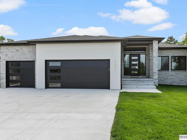 3507 Kilkee Rd, Lincoln, NE 68520