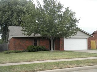 117 Woodbury Rd, Ponca City, OK 74601