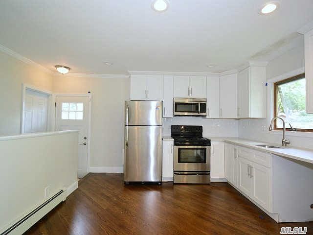 2nd image of 2606 Oceanside Rd