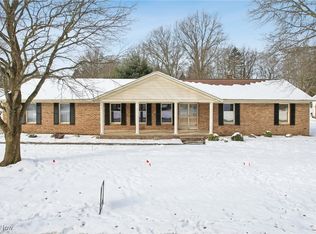 398 Cartwright Dr, Akron, OH 44333