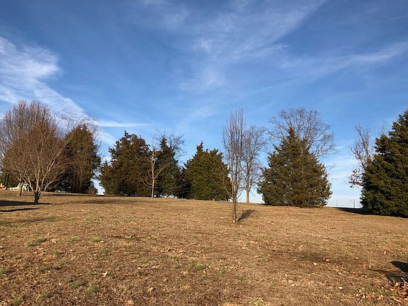 5th image of 146 Head Ln