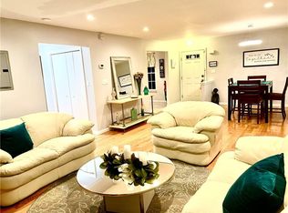 15 Lexington Way, Middletown, NY 10940