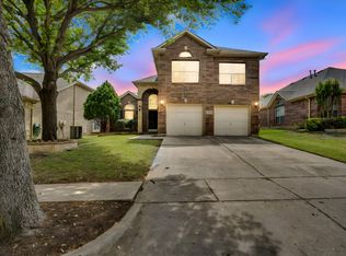 4940 Paddock Dr, Fort Worth, TX 76244