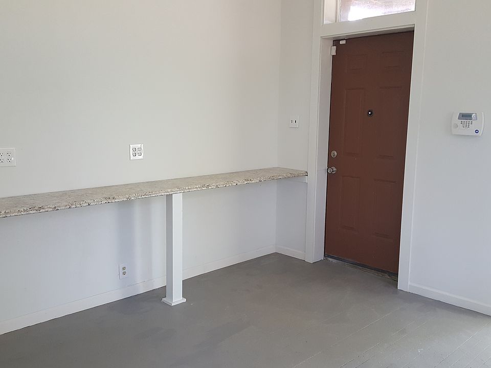 1st image of 977 Dana Ave