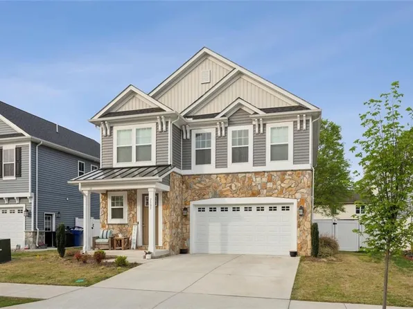 1505 Waltham Ln, Newport News, VA 23608