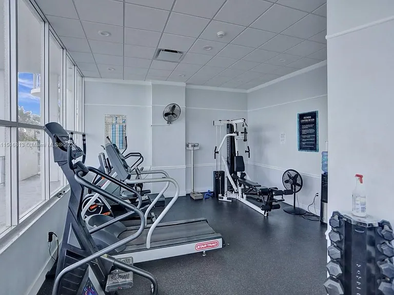 11930 N Bayshore Dr #601 — Photo 8