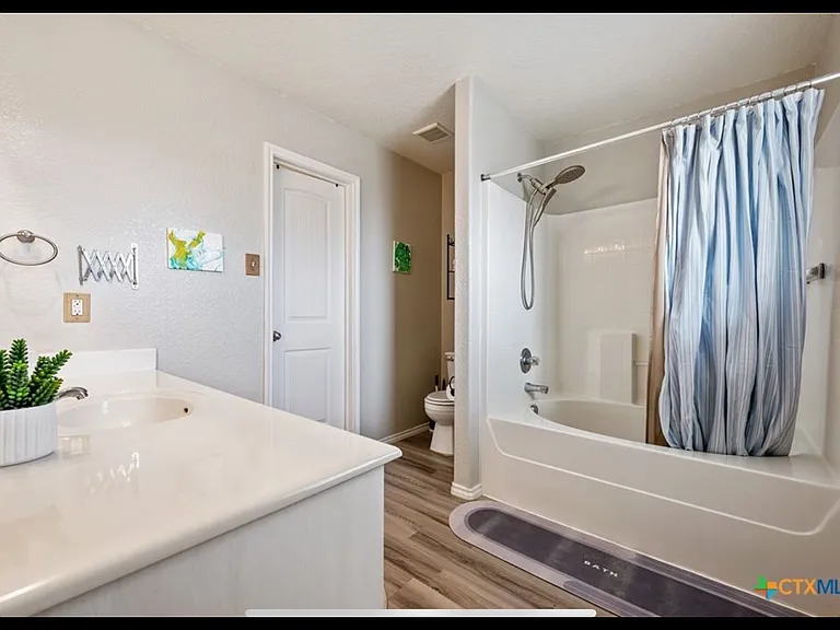 3810 Clementine Dr — Photo 14
