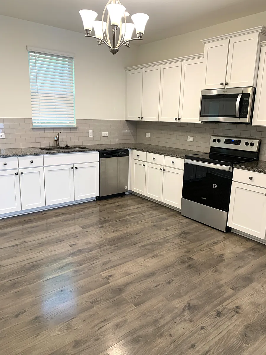 Building Photo - 305 Cherwell Ct #1