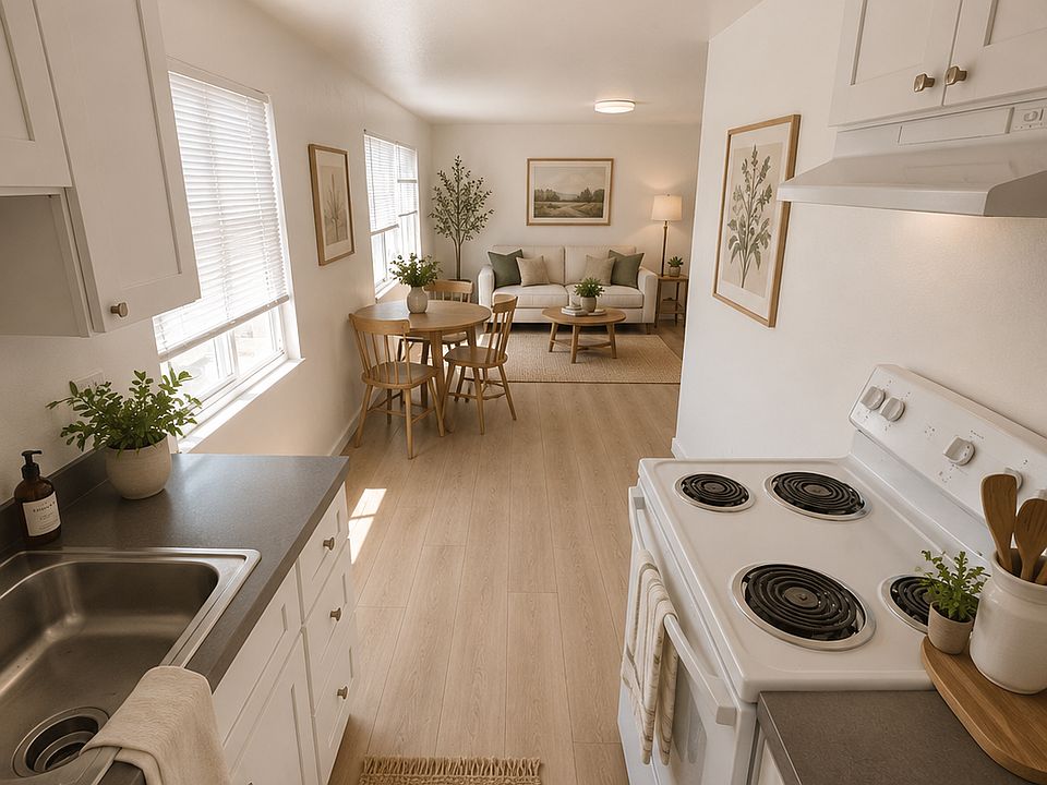 1st image of 2022 36th Ave #2
