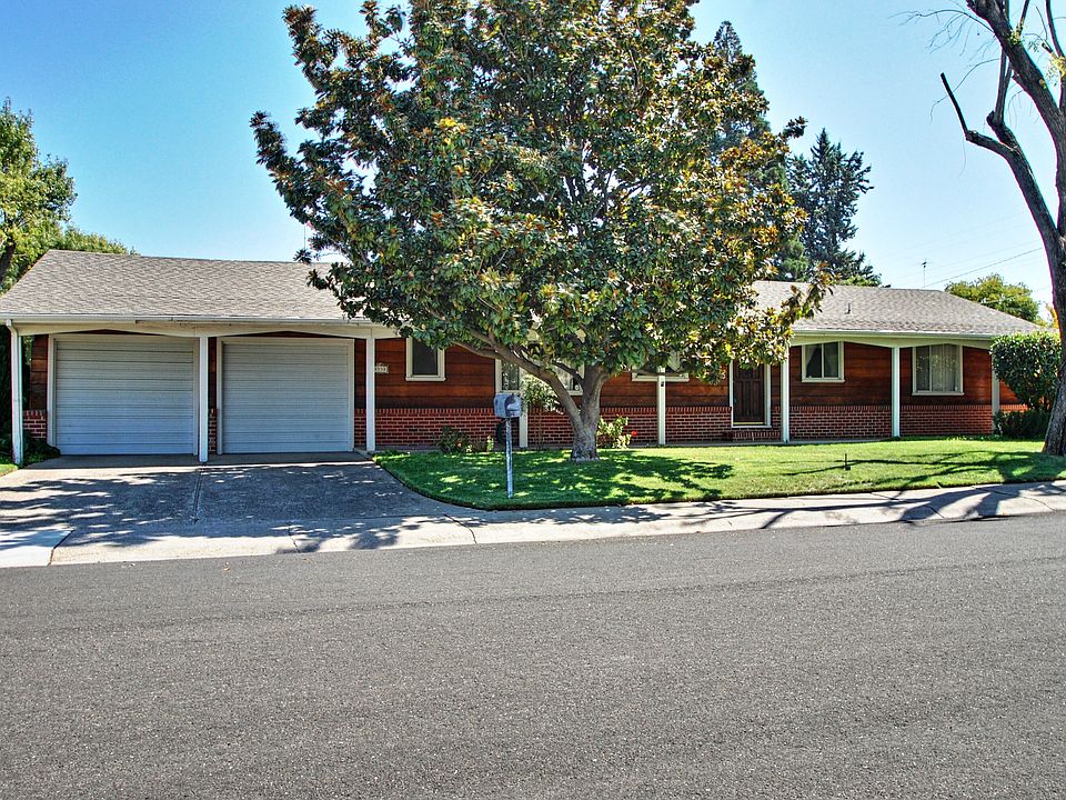 1st image of 8538 N Balboa Ave