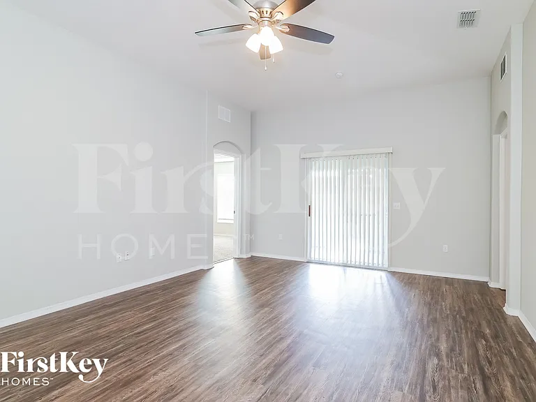 850 Terranova Rd — Photo 3
