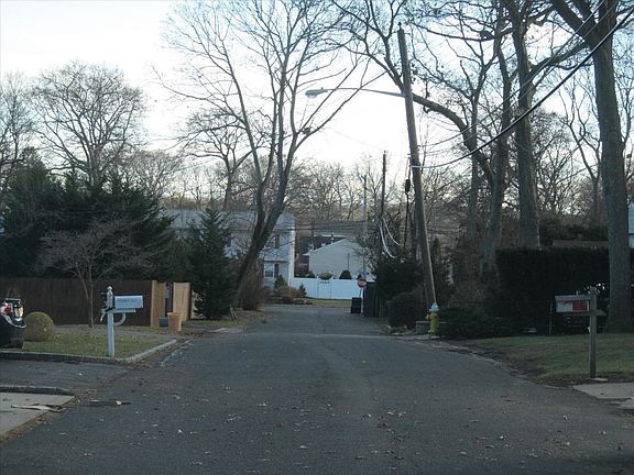 5th image of 226 N 4th St