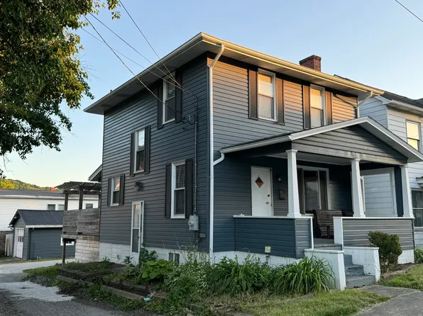 148 E Elm St, Waynesburg, PA 15370