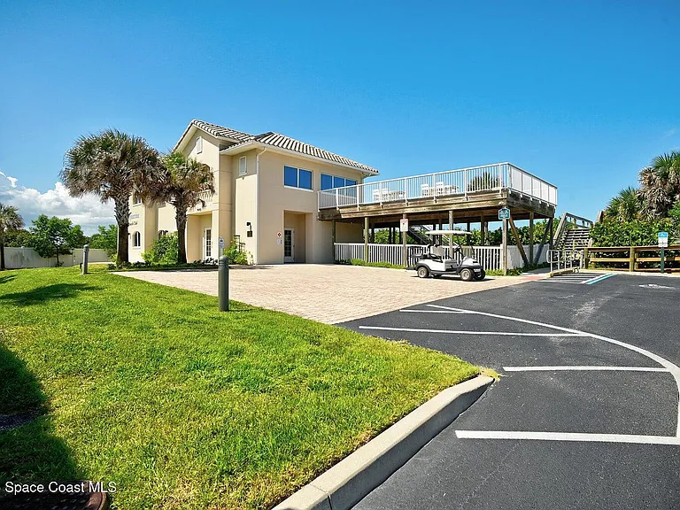 7647 Kiawah Way — Photo 31