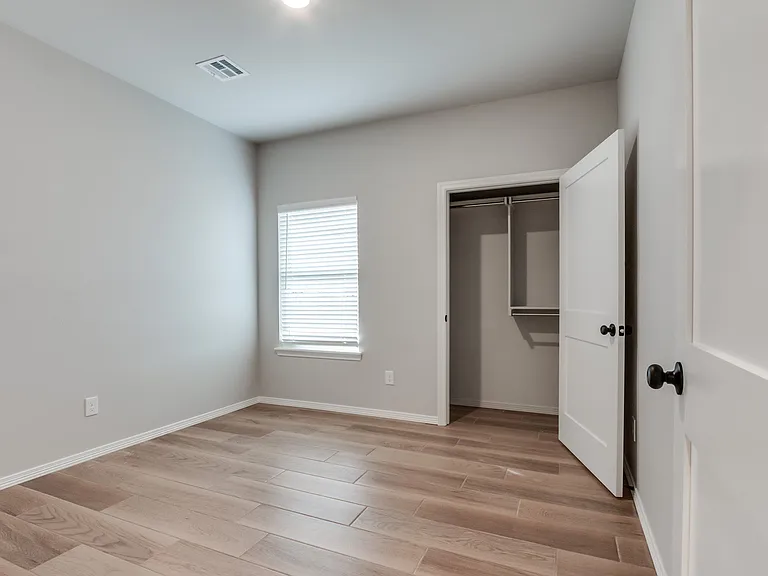13517&13521 Calli Ct — Photo 24
