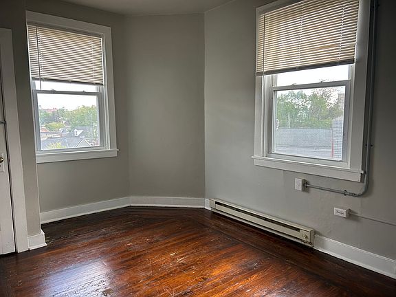 5th image of 519-527 W King St #N