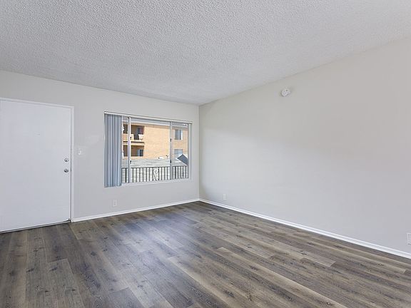 4th image of 1070 Stanley Ave APT 7