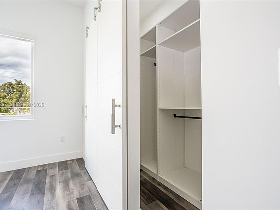 2nd image of 3461 SW 25th St