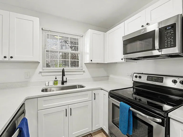 867 Colony Dr #99 — Photo 9