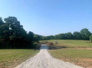 143 Red Hill Valley Rd SE, Cleveland, TN 37323