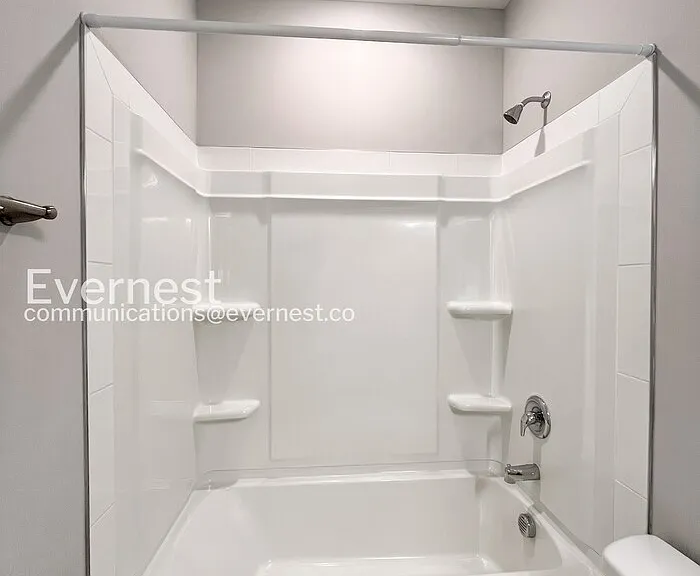 1115 Prospect Ct — Photo 18