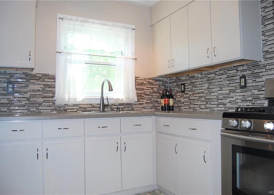 1st image of 120 N Broadway APT 19B