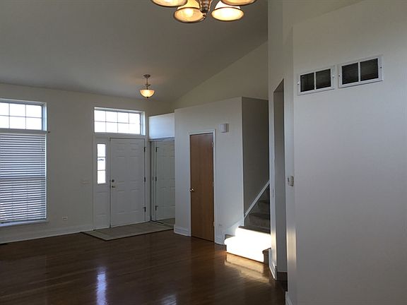 2nd image of 2600 Mirage Ave