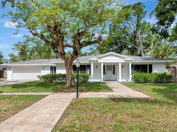 320 25th St W, Bradenton, FL 34205