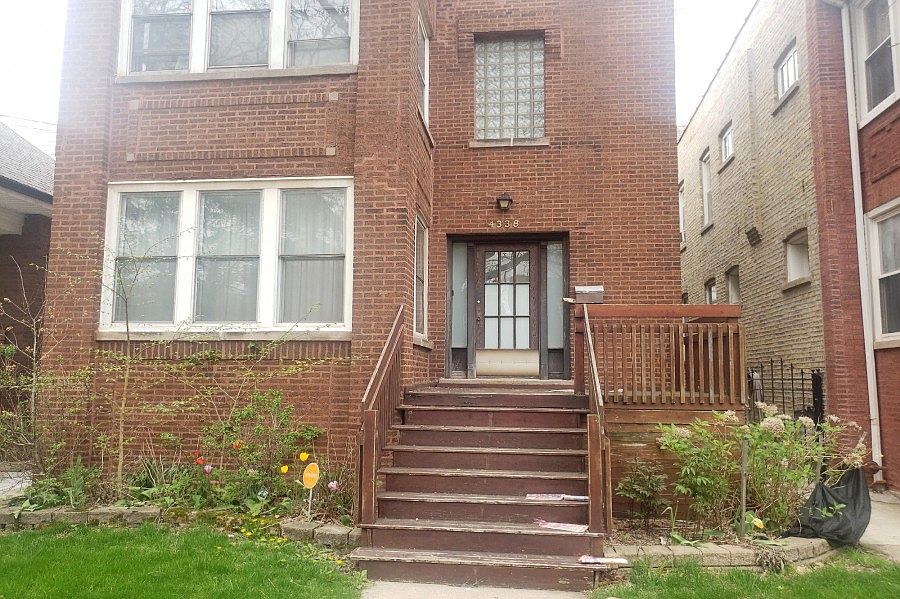 1st image of 4338 W Drummond Pl