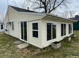 315 Olsen Dr, Sheridan, MI 48884