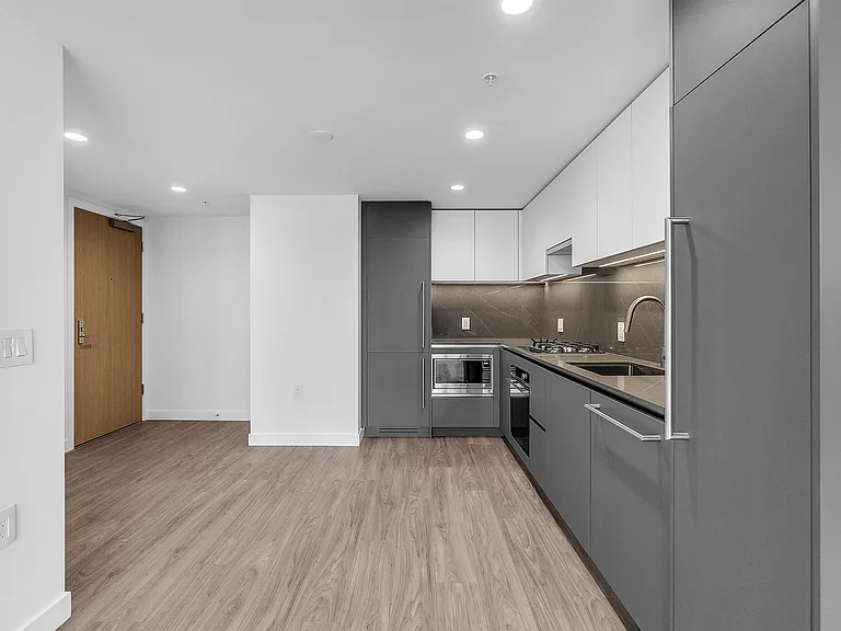 2135 Springer Ave #1701 — Photo 7