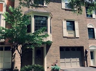 506 Thorncliffe Dr, Pittsburgh, PA 15205