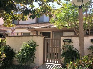 24674 Golfview Dr, Santa Clarita, CA 91355