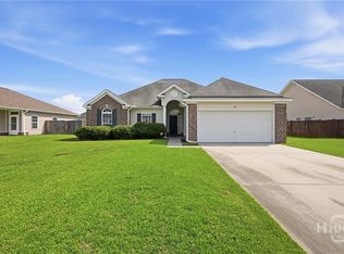 60 Willow Oak Dr, Richmond Hill, GA 31324