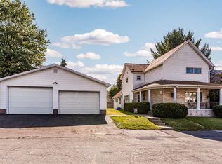 170 Brick St, Throop, PA 18512