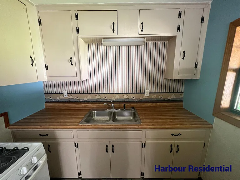 3304 Anson Ct — Photo 8