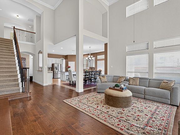5th image of 13923 Alden Ln