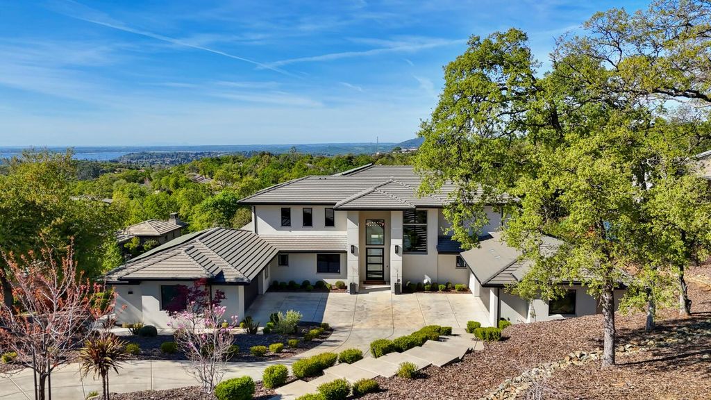 5331 Da Vinci Drive 2